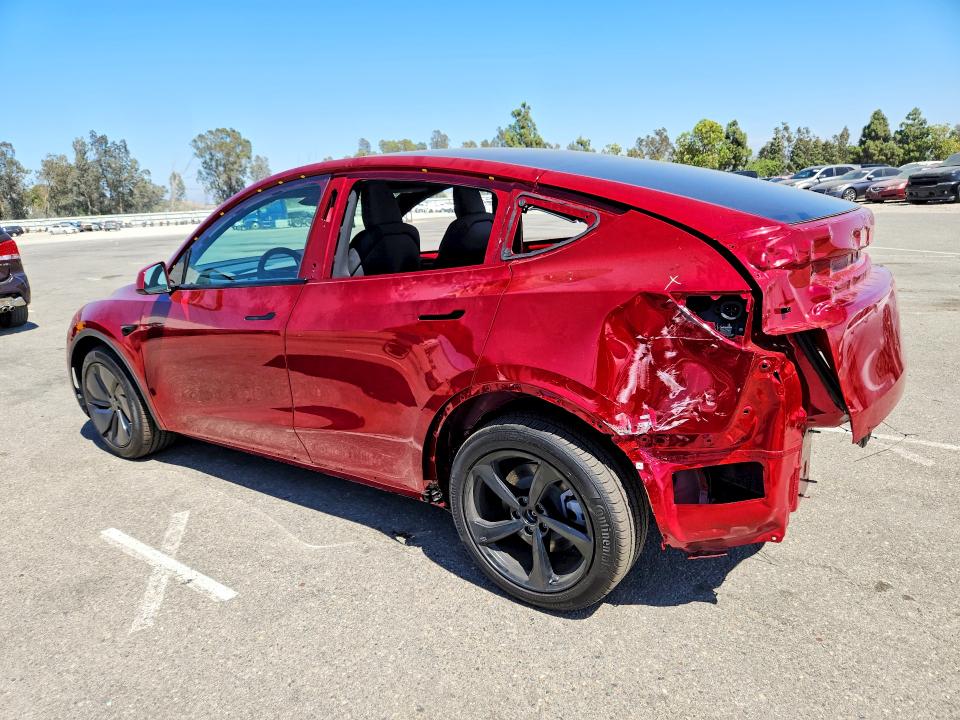 2026 Tesla Model Y მანქანა იყიდება აუქციონზე, vin: 7SAYGDEE5TF620880, აუქციონის ნომერი: 63199476