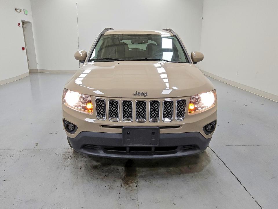 2016 Jeep Compass მანქანა იყიდება აუქციონზე, vin: 1C4NJDEB2GD753326, აუქციონის ნომერი: 59967926