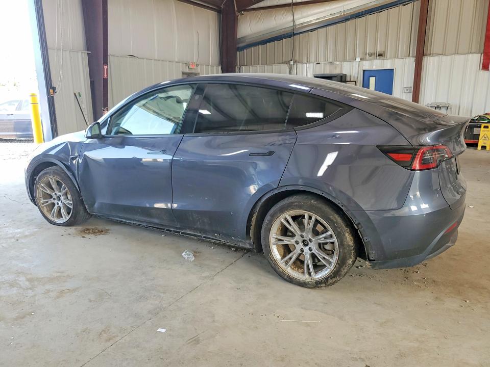 Продажа на аукционе авто 2023 Tesla Model Y, vin: 7SAYGAEE8PF967463, номер лота: 61061786