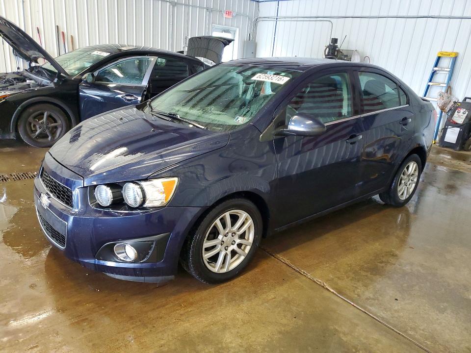 2015 Chevrolet Sonic მანქანა იყიდება აუქციონზე, vin: 1G1JC5SG3F4115463, აუქციონის ნომერი: 62593216