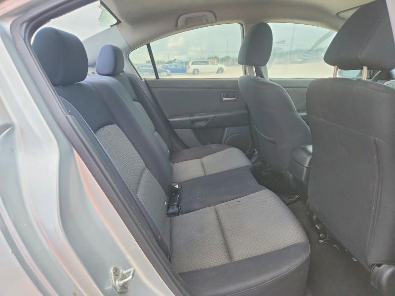2005 Mazda 3 მანქანა იყიდება აუქციონზე, vin: JM1BK32FX51227204, აუქციონის ნომერი: 59376996