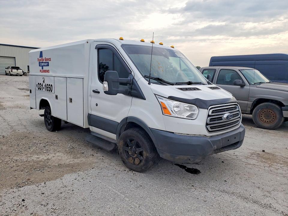 2017 Ford Transit მანქანა იყიდება აუქციონზე, vin: 1FDBW5PMXHKB51582, აუქციონის ნომერი: 62836006