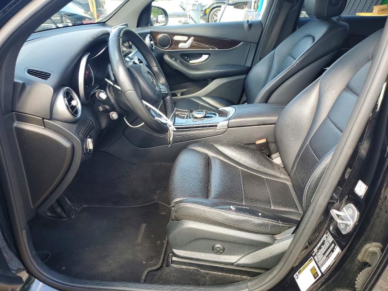 63214876 :رقم المزاد ، WDC0G4KB7HF196636 vin ، 2017 Mercedes-benz Glc مزاد بيع
