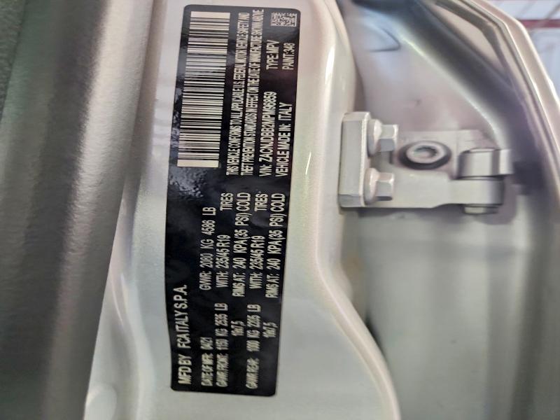 60946786 :رقم المزاد ، ZACNJDBB2MPM96859 vin ، 2021 Jeep Renegade مزاد بيع
