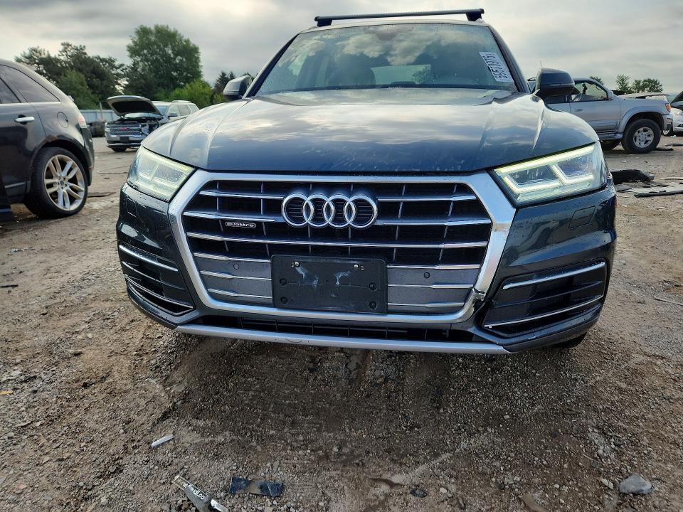 59570976 :رقم المزاد ، WA1BNAFY3K2070154 vin ، 2019 Audi Q5 مزاد بيع