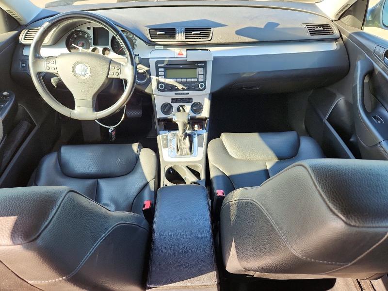 61965656 :رقم المزاد ، WVWAK73C98P043218 vin ، 2008 Volkswagen Passat مزاد بيع