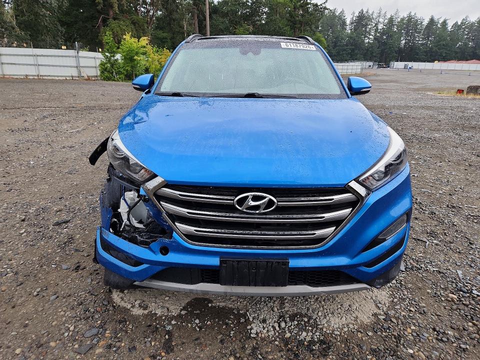 61187926 :رقم المزاد ، KM8J3CA2XJU629784 vin ، 2018 Hyundai Tucson مزاد بيع