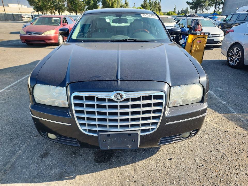 2006 Chrysler 300 მანქანა იყიდება აუქციონზე, vin: 2C3KA53G36H483357, აუქციონის ნომერი: 61160316