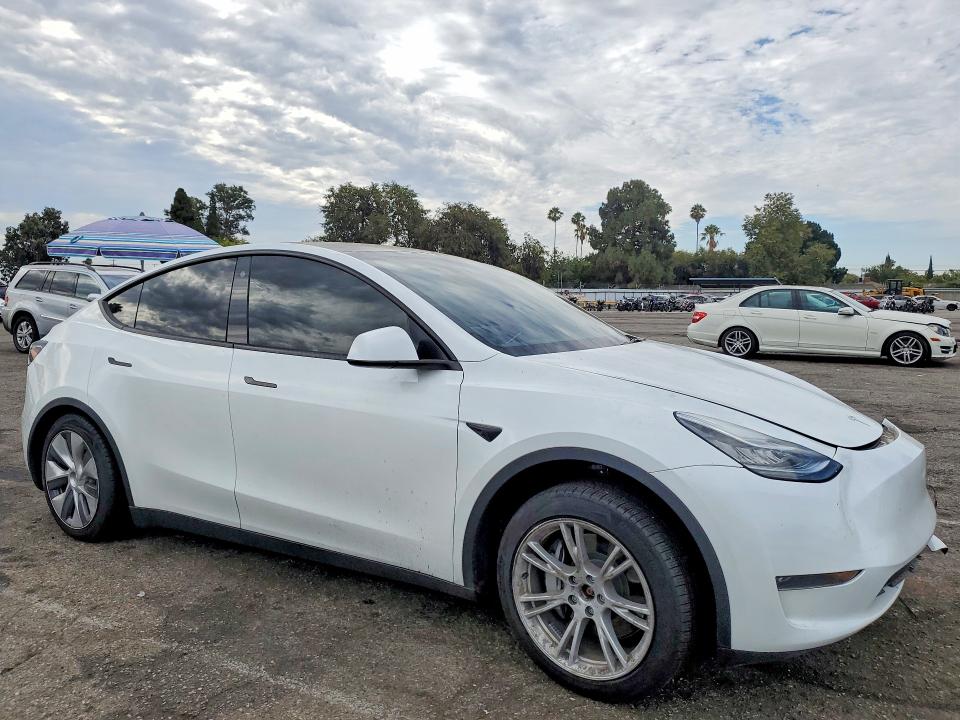 Aukcja sprzedaży 2023 Tesla Model Y, vin: 7SAYGDEE8PA100675, numer aukcji: 60979236