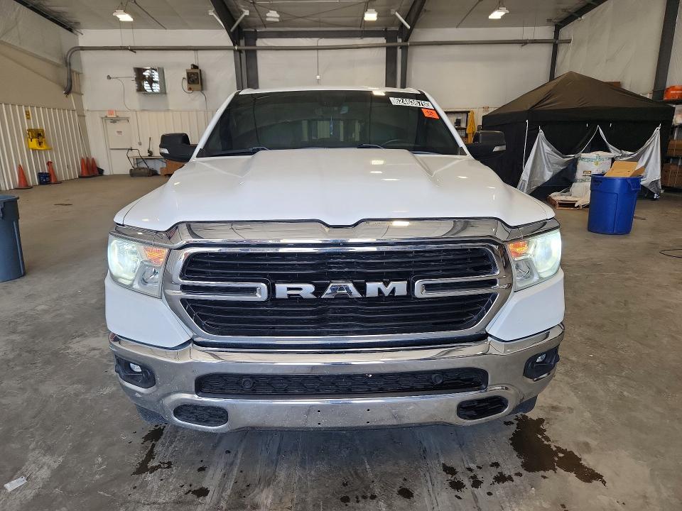 62463676 :رقم المزاد ، 1C6RREFT5MN686208 vin ، 2021 Ram 1500 مزاد بيع