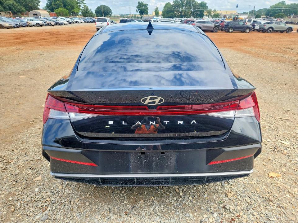 2025 Hyundai Elantra მანქანა იყიდება აუქციონზე, vin: KMHLS4DG1SU918658, აუქციონის ნომერი: 60968086