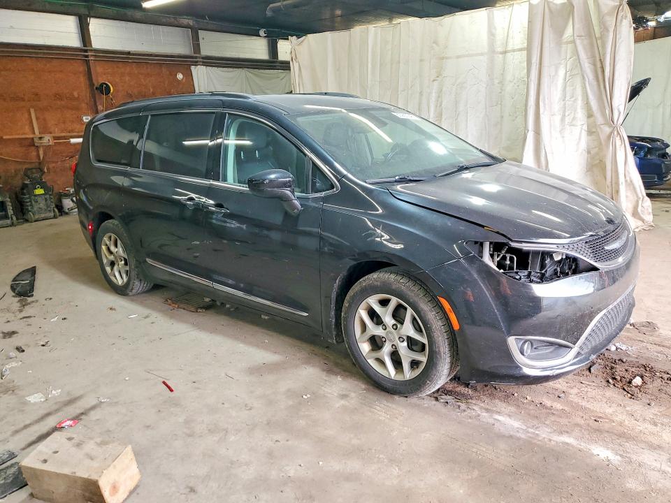 2017 Chrysler Pacifica მანქანა იყიდება აუქციონზე, vin: 2C4RC1BG1HR794927, აუქციონის ნომერი: 60982246