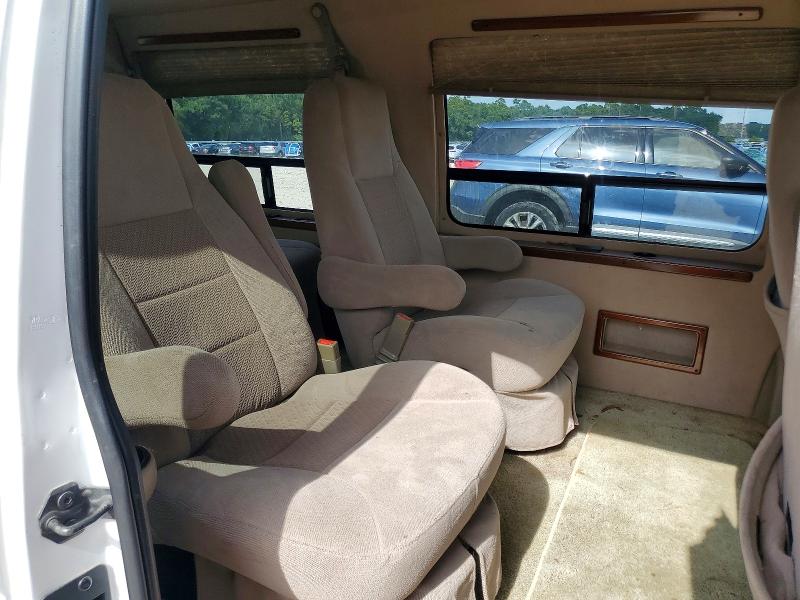 Auction sale of the 2005 Ford Econoline, vin: 1FDRE14WX5HA19334, lot number: 61052386