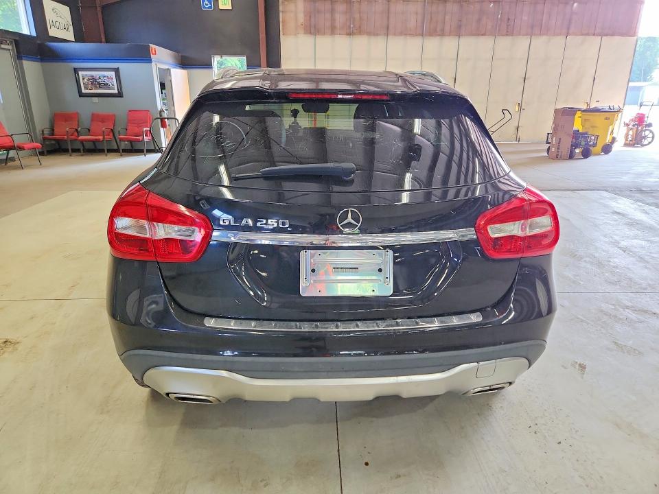 62460696 :رقم المزاد ، W1NTG4EB1LJ702345 vin ، 2020 Mercedes-benz Gla مزاد بيع