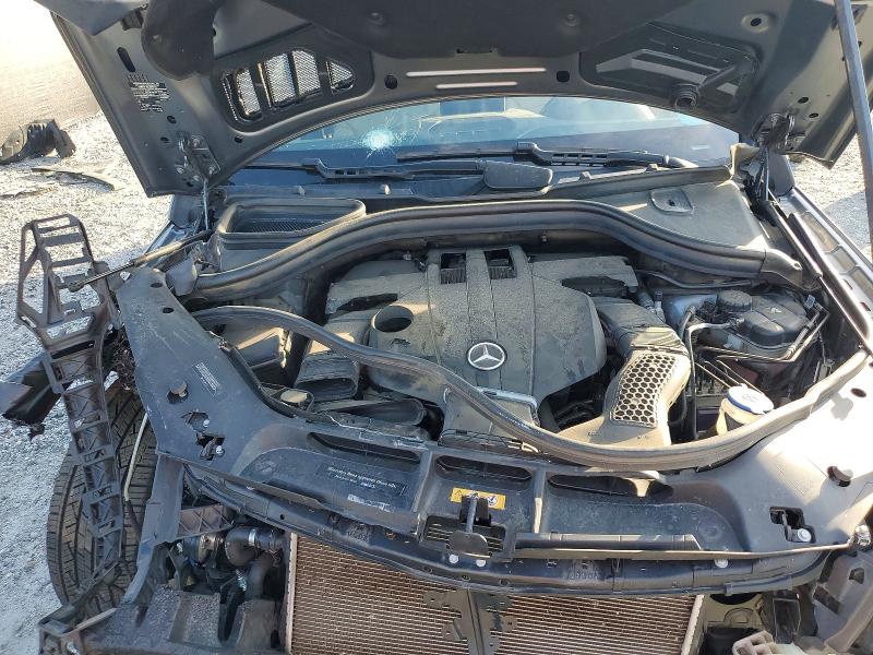 60482206 :رقم المزاد ، 4JGDF6EE1JB056778 vin ، 2018 Mercedes-benz Gls مزاد بيع