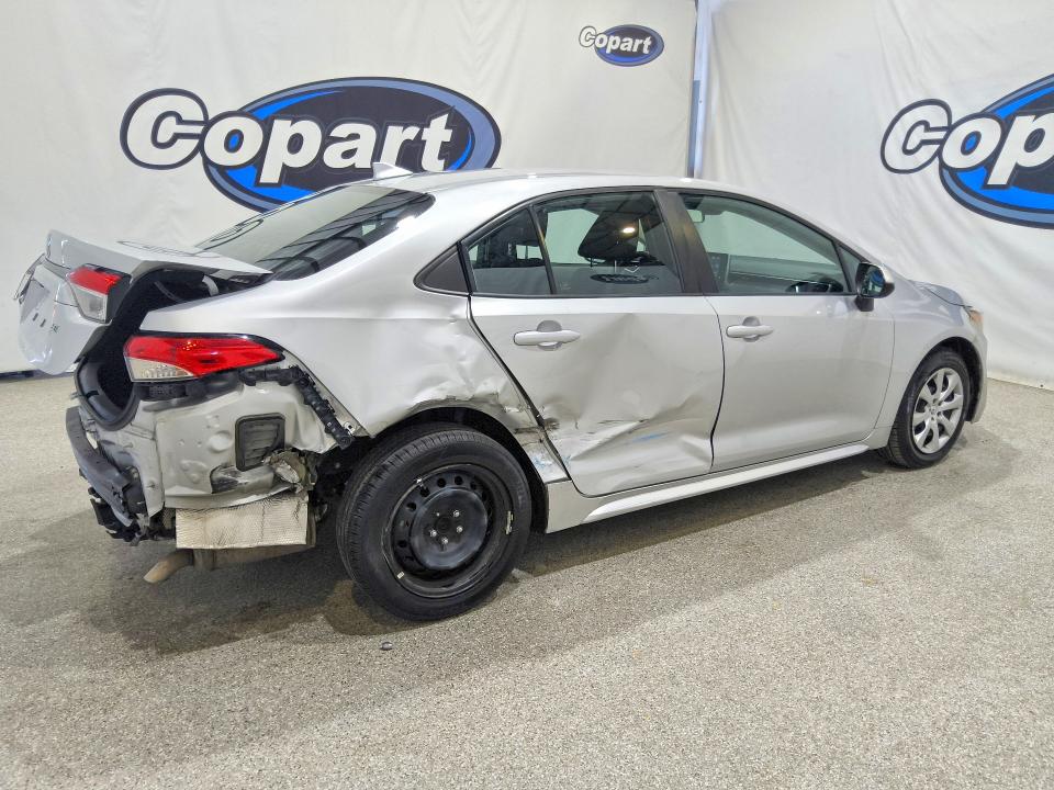 61231546 :رقم المزاد ، 5YFEPMAE1MP164422 vin ، 2021 Toyota Corolla مزاد بيع