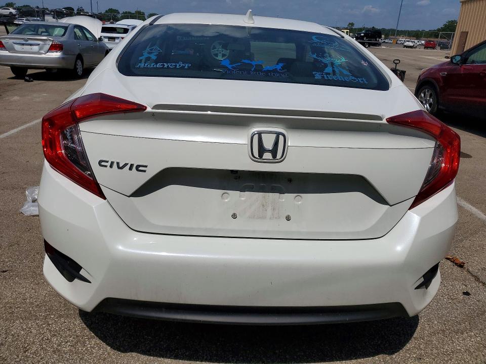 60077376 :رقم المزاد ، JHMFC1F37JX029477 vin ، 2018 Honda Civic مزاد بيع