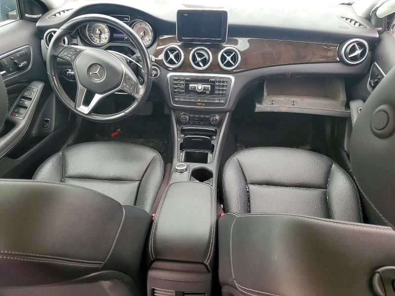 61199736 :رقم المزاد ، WDCTG4GB8FJ126854 vin ، 2015 Mercedes-benz Gla مزاد بيع