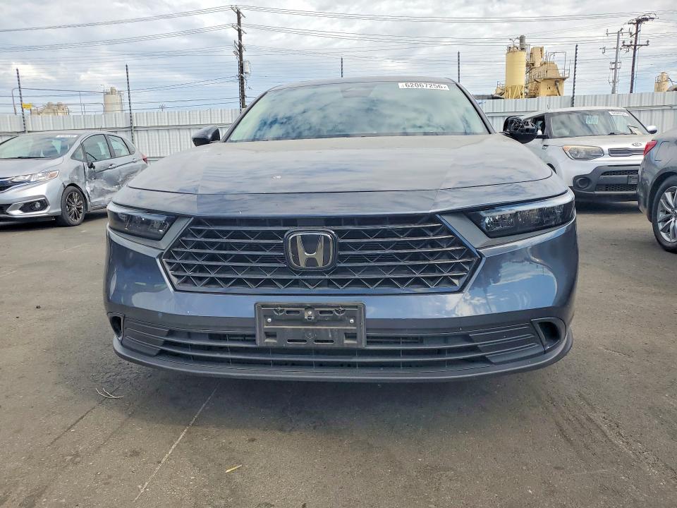 62067256 :رقم المزاد ، 1HGCY1F37RA033020 vin ، 2024 Honda Accord مزاد بيع