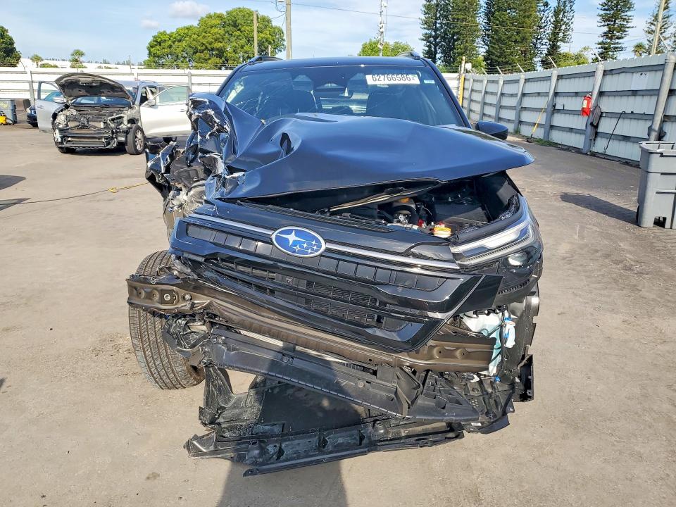 62766586 :رقم المزاد ، JF2SLSTD5SH454129 vin ، 2025 Subaru Forester مزاد بيع