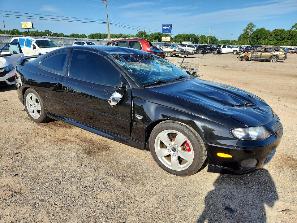 60686256 :رقم المزاد ، 6G2VX12U95L394487 vin ، 2005 Pontiac Gto مزاد بيع
