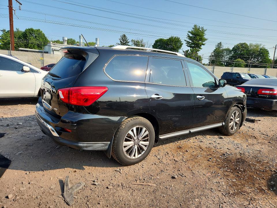 Продажа на аукционе авто 2018 Nissan Pathfinder, vin: 5N1DR2MM4JC651434, номер лота: 62101866