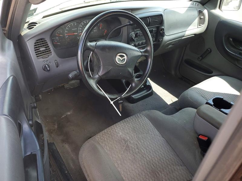 61119816 :رقم المزاد ، 4F4YR17E83TM17652 vin ، 2003 Mazda B4000 مزاد بيع