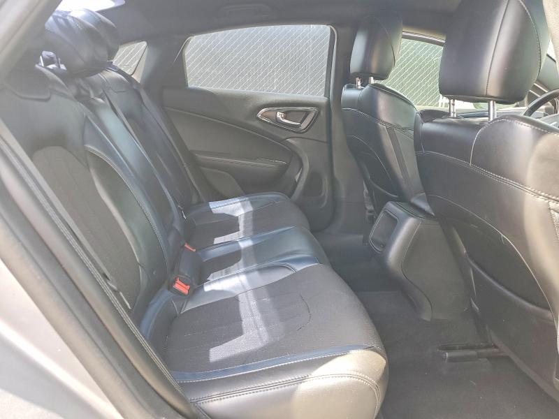 Продаж на аукціоні авто 2016 Chrysler 200, vin: 1C3CCCBB8GN185100, номер лоту: 61185916