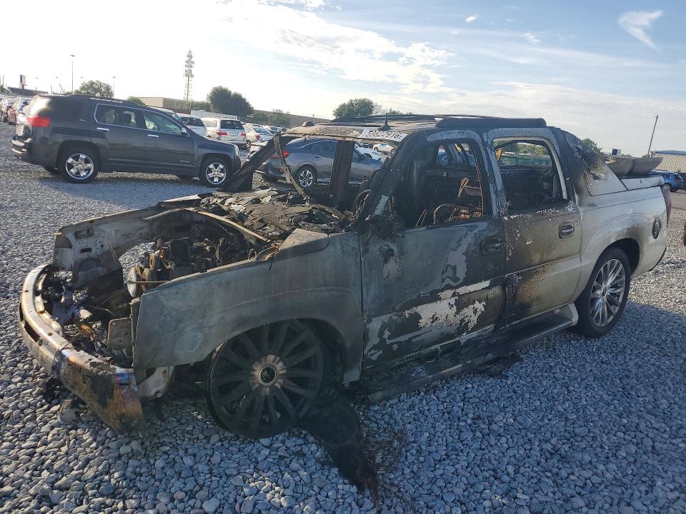 2004 Cadillac Escalade მანქანა იყიდება აუქციონზე, vin: 3GYEK62N54G119279, აუქციონის ნომერი: 59822916