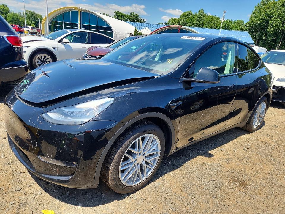 2021 Tesla Model Y მანქანა იყიდება აუქციონზე, vin: 5YJYGAEE4MF229670, აუქციონის ნომერი: 60686816