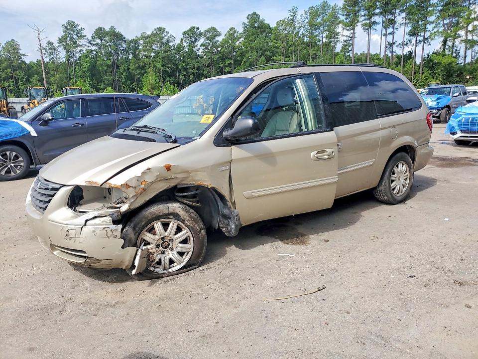 60218096 :رقم المزاد ، 2A4GP54L26R698325 vin ، 2006 Chrysler Town & Country مزاد بيع