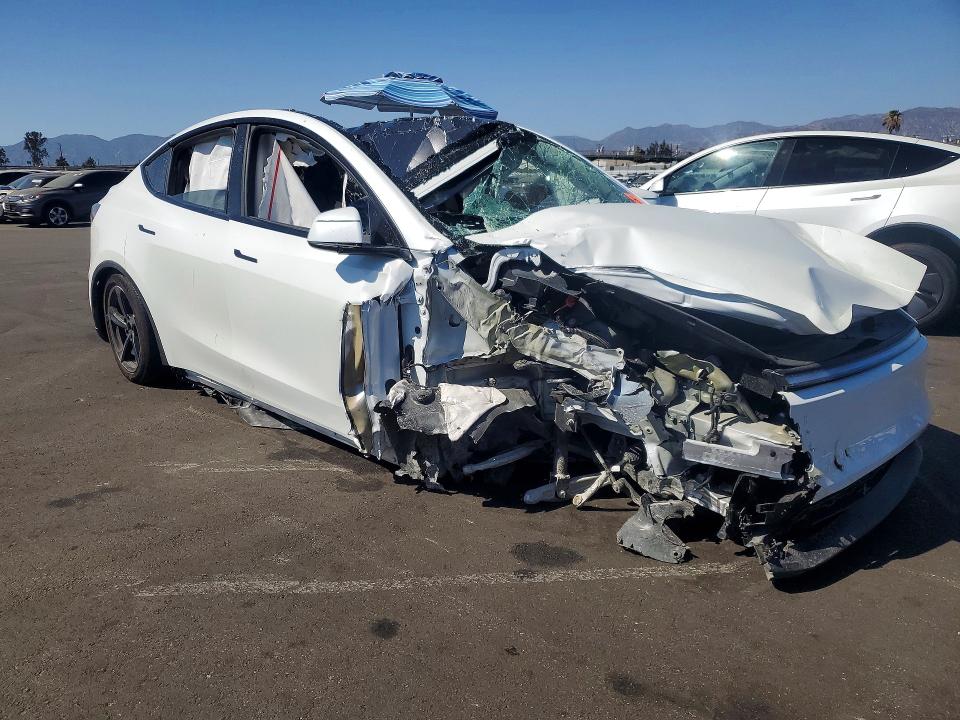 Продажа на аукционе авто 2026 Tesla Model Y, vin: 7SAYGDEDXTF407916, номер лота: 61997926