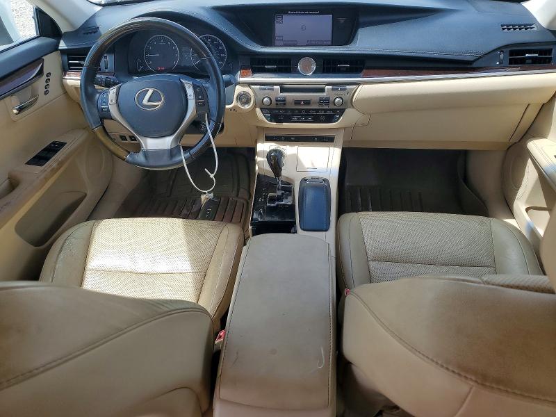 60716206 :رقم المزاد ، JTHBK1GG6E2088042 vin ، 2014 Lexus Es مزاد بيع