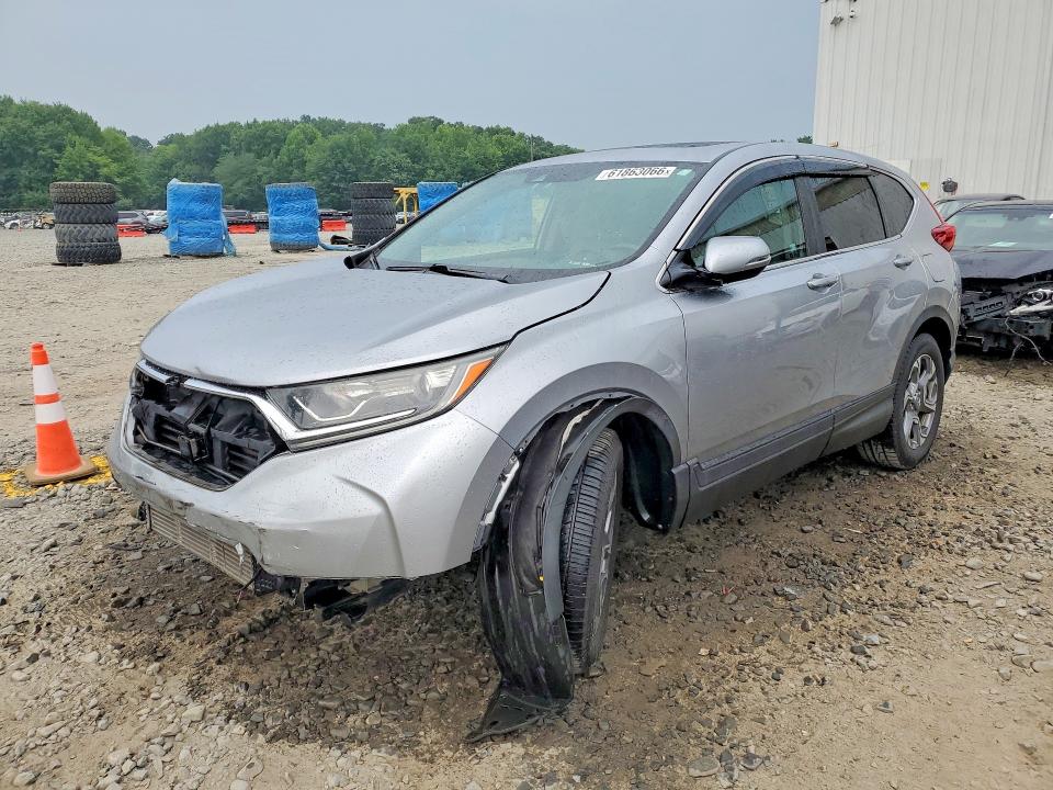 61863066 :رقم المزاد ، 2HKRW2H84HH622546 vin ، 2017 Honda Cr-v مزاد بيع