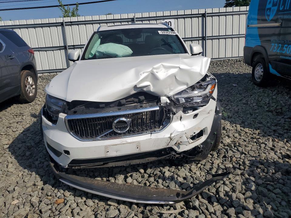 Продажа на аукционе авто 2021 Volvo Xc40, vin: YV4162UK2M2465235, номер лота: 59582996