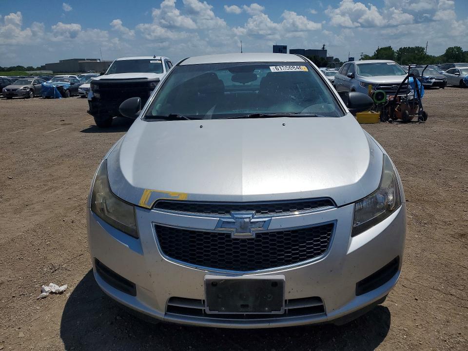 61350846 :رقم المزاد ، 1G1PA5SH4E7328055 vin ، 2014 Chevrolet Cruze مزاد بيع