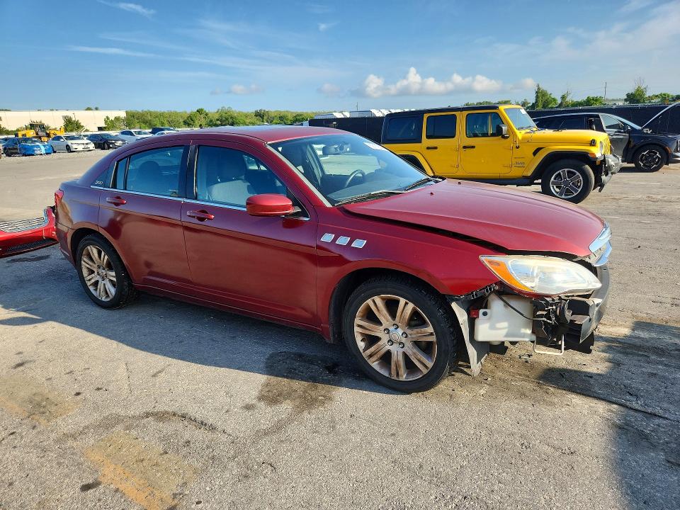 2013 Chrysler 200 მანქანა იყიდება აუქციონზე, vin: 1C3CCBBB6DN501700, აუქციონის ნომერი: 62122846