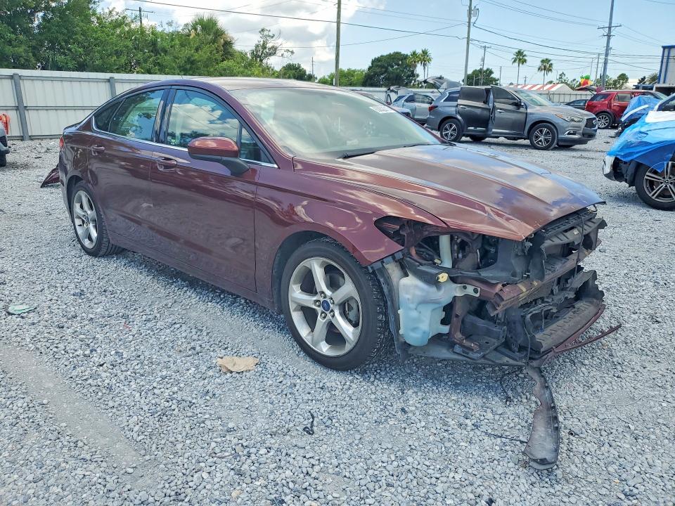 85632215 :رقم المزاد ، 3FA6P0G77GR376932 vin ، 2016 Ford Fusion مزاد بيع