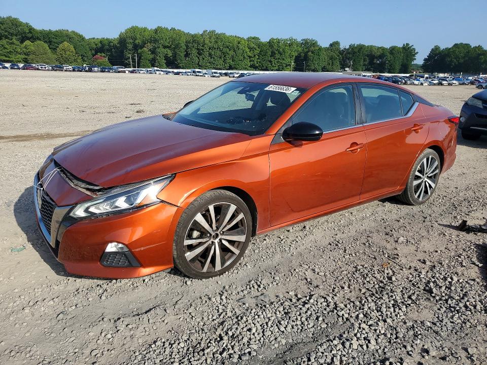 61556636 :رقم المزاد ، 1N4BL4CV1NN382019 vin ، 2022 Nissan Altima مزاد بيع