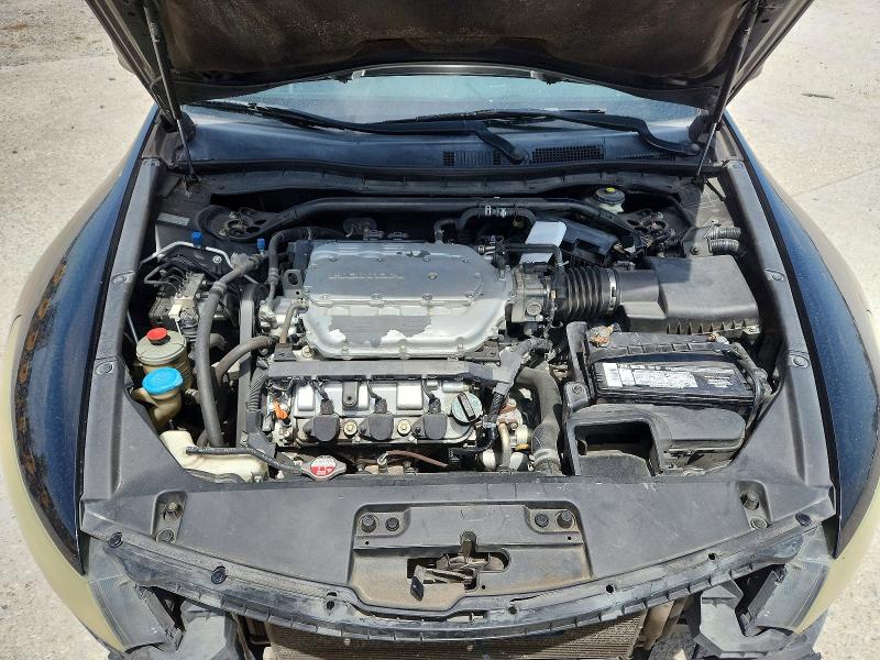 61818396 :رقم المزاد ، 1HGCS2B86AA010275 vin ، 2010 Honda Accord مزاد بيع
