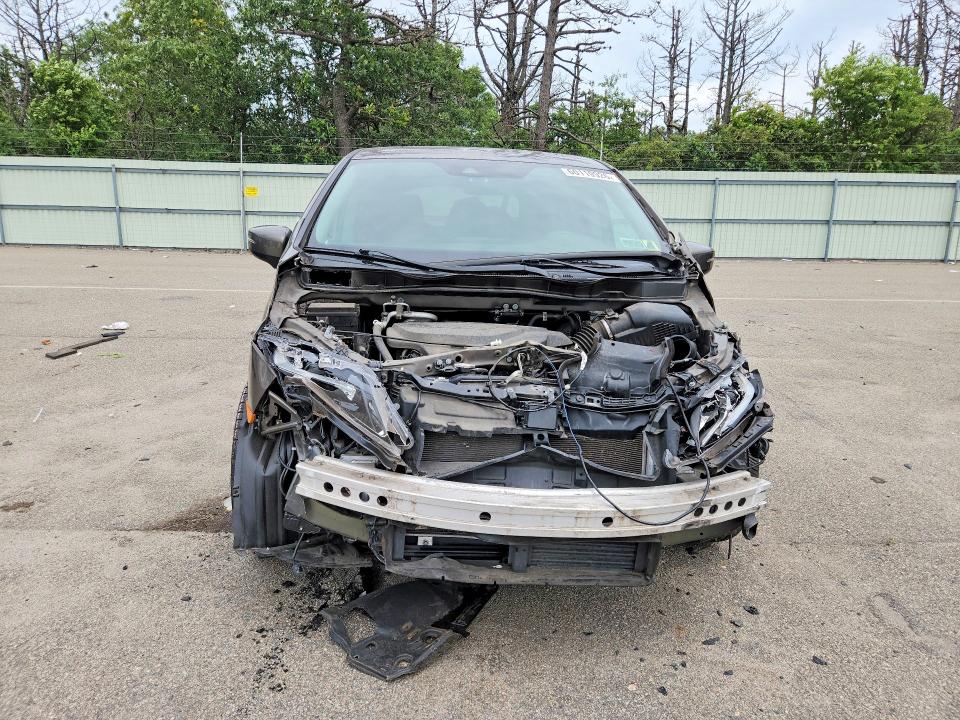 60119926 :رقم المزاد ، 5FNRL6H77JB094528 vin ، 2018 Honda Odyssey مزاد بيع