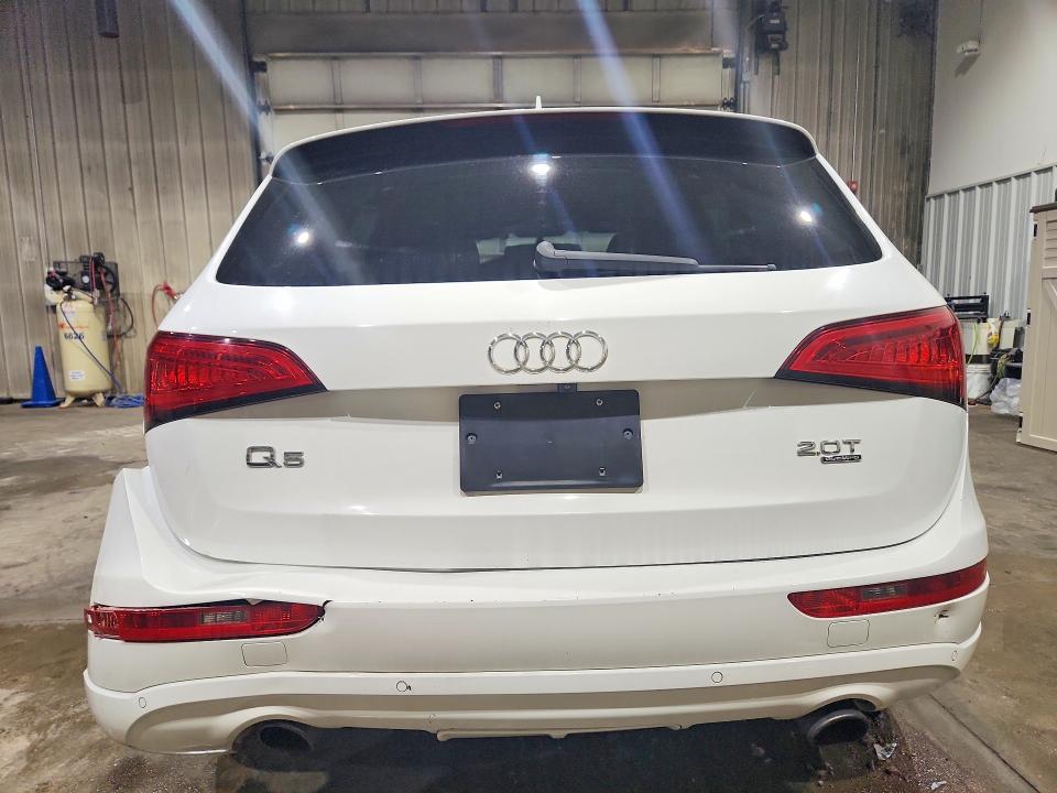 2014 Audi Q5 მანქანა იყიდება აუქციონზე, vin: WA1LFAFP2EA093797, აუქციონის ნომერი: 62144596