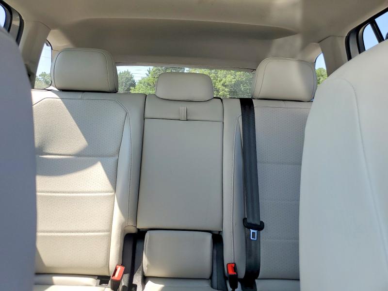 59355576 :رقم المزاد ، 3VV3B7AX0MM031250 vin ، 2021 Volkswagen Tiguan مزاد بيع