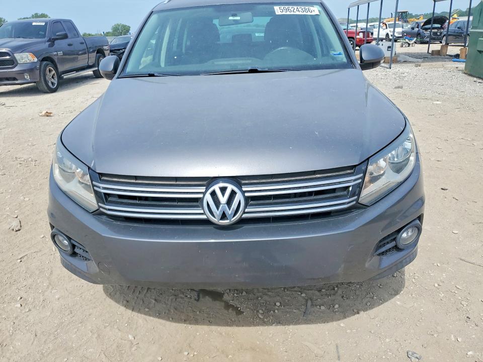 59624386 :رقم المزاد ، WVGAV7AXXCW004158 vin ، 2012 Volkswagen Tiguan مزاد بيع