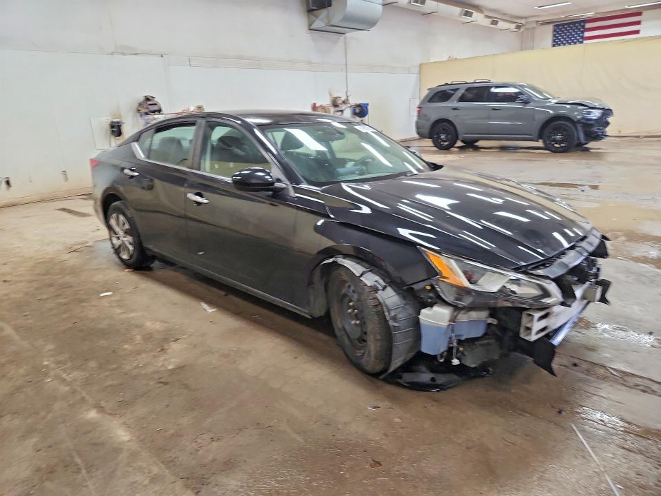 Продаж на аукціоні авто 2019 Nissan Altima, vin: 1N4BL4BV0KC123420, номер лоту: 61959766