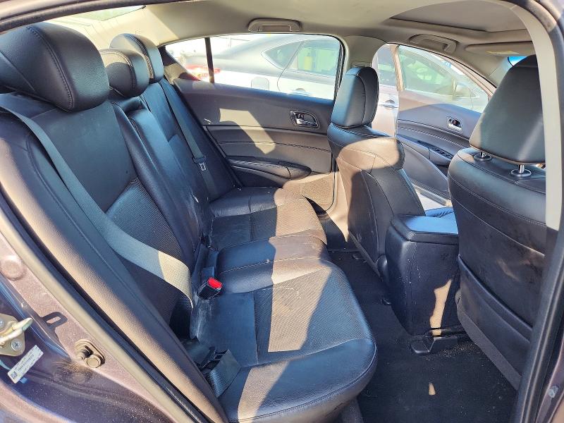 63130276 :رقم المزاد ، 19VDE1F37FE005232 vin ، 2015 Acura Ilx مزاد بيع
