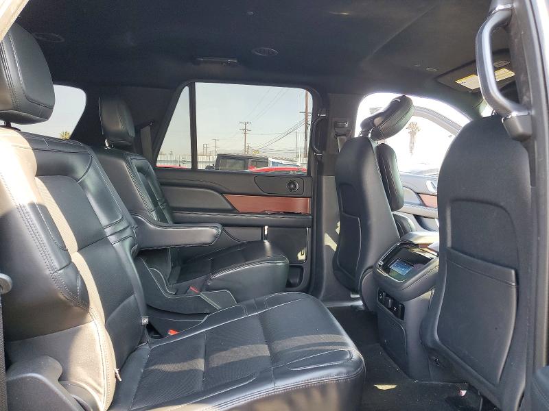 Продаж на аукціоні авто 2022 Lincoln Navigator, vin: 5LMJJ3MT8NEL13842, номер лоту: 61328226