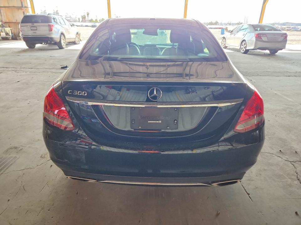 61628766 :رقم المزاد ، 55SWF4JB2GU127990 vin ، 2016 Mercedes-benz C مزاد بيع