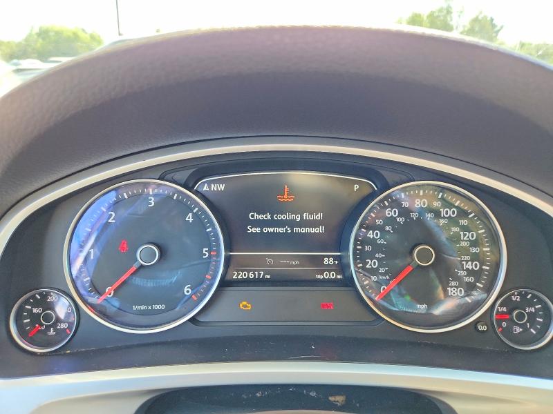 62204286 :رقم المزاد ، WVGEP9BP8DD011533 vin ، 2013 Volkswagen Touareg مزاد بيع
