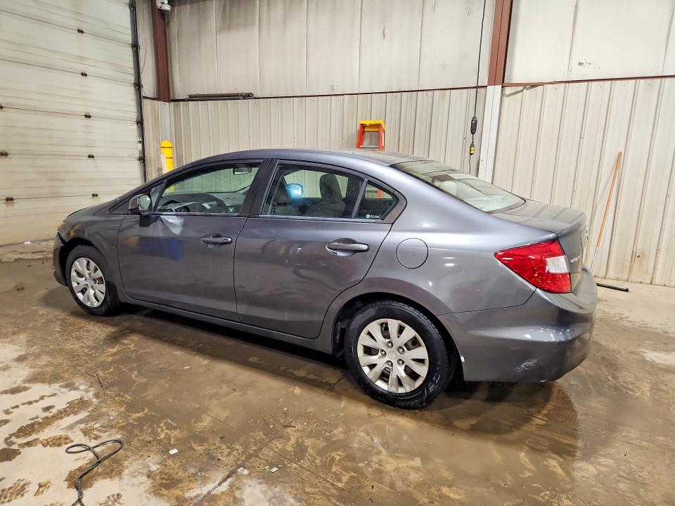 60114606 :رقم المزاد ، 2HGFB2F57CH561574 vin ، 2012 Honda Civic مزاد بيع